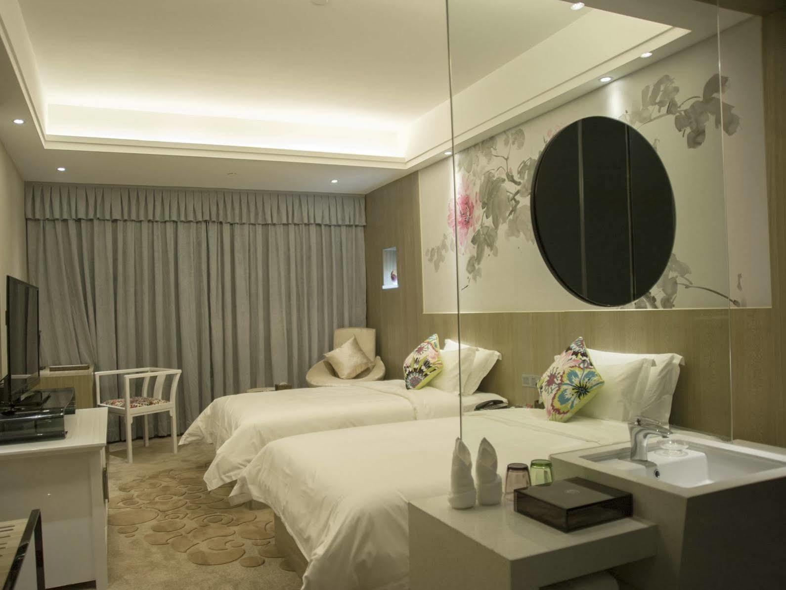 Paco Hotel Tаojin Metro Guangzhou - Free Shuttle Bus For Centen Fair Kültér fotó